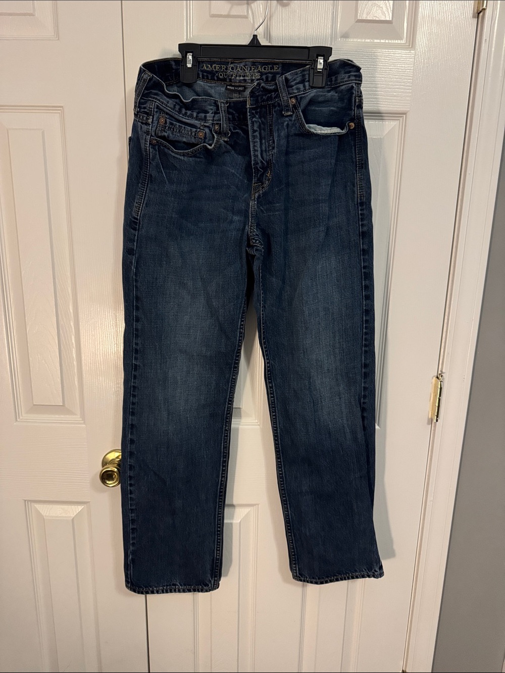 American Eagle Outfitters Men’s Dark Wash Straight Jeans